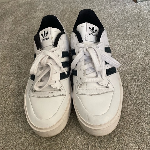 adidas Forum Bonega Platform Sneaker - Picture 2 of 12